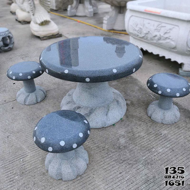 桌椅雕塑-庭院户外蘑菇形状园林广场石雕石桌椅高清图片
