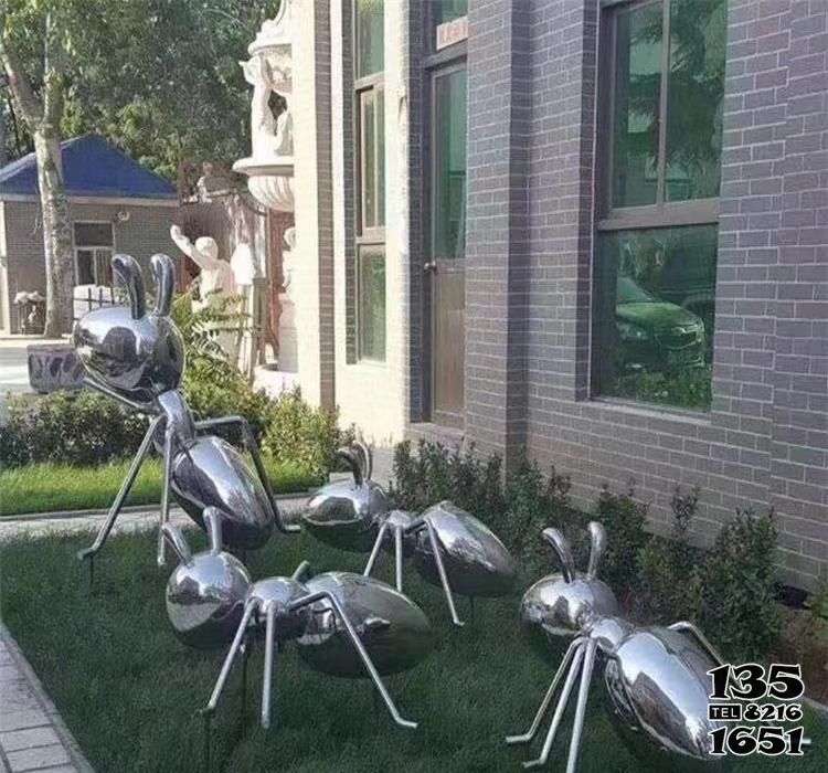蚂蚁雕塑-企业广场草坪外出觅食不锈钢蚂蚁雕塑