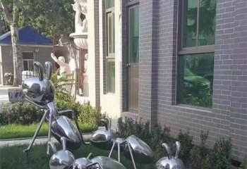 蚂蚁雕塑-企业广场草坪外出觅食不锈钢蚂蚁雕塑