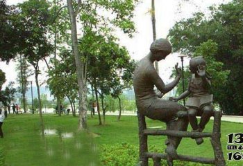 母子雕塑-景区坐着栏杆的铜雕母子雕塑