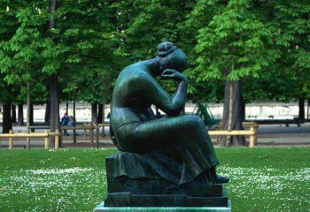 女孩雕塑-公园坐着思考的人物铜雕女孩雕塑