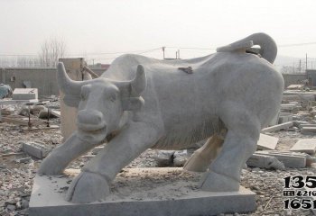 华尔街牛-街道上摆放的凶恶的青石石雕创意华尔街牛