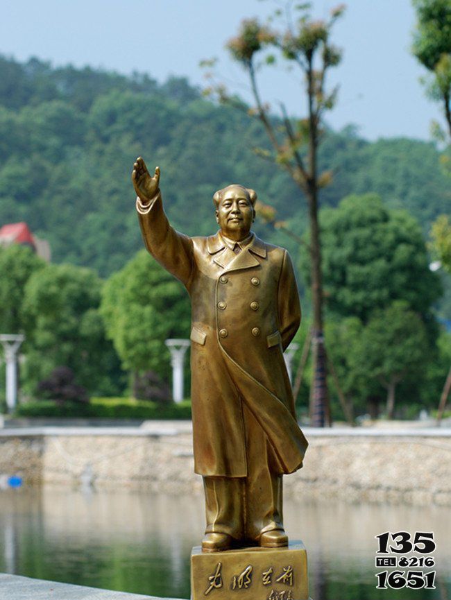 毛泽东雕塑-户外海边挥手主席伟人铜雕毛泽东雕塑高清图片