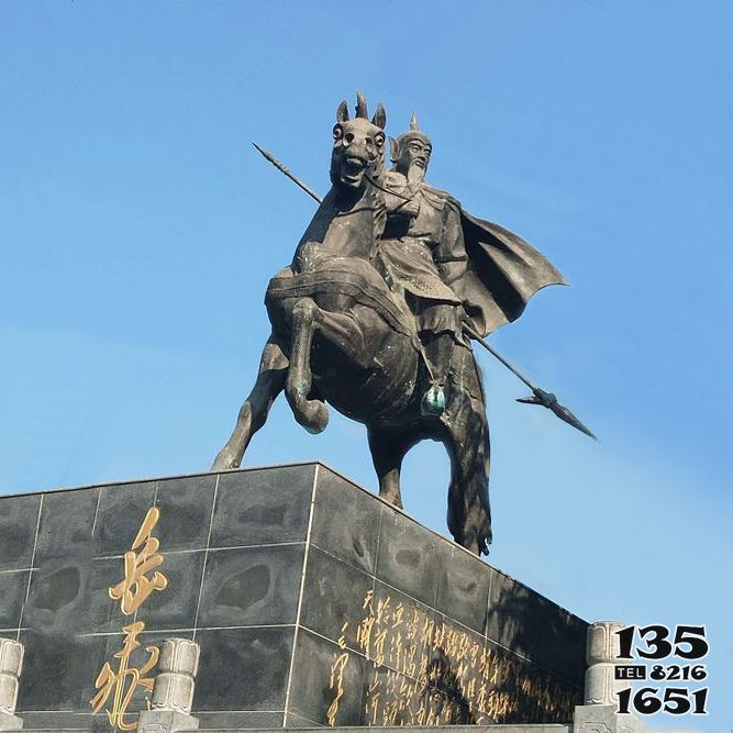 岳飞雕塑-大型城市景观做旧岳飞青铜雕塑高清图片