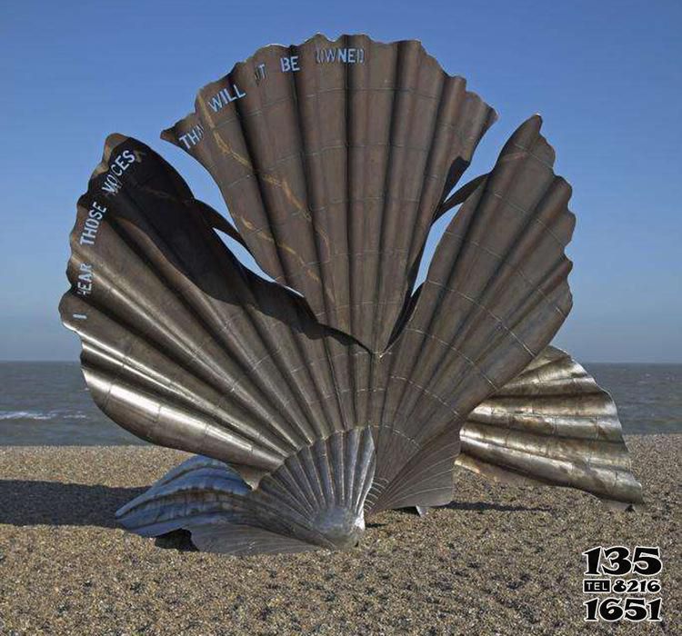 折扇雕塑-海边创意抽象不锈钢做旧折扇雕塑
