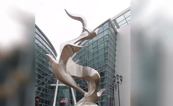 不锈钢抽象鸽子雕塑-不锈钢抽象鸽子企业不锈钢飞翔雕塑高清图片
