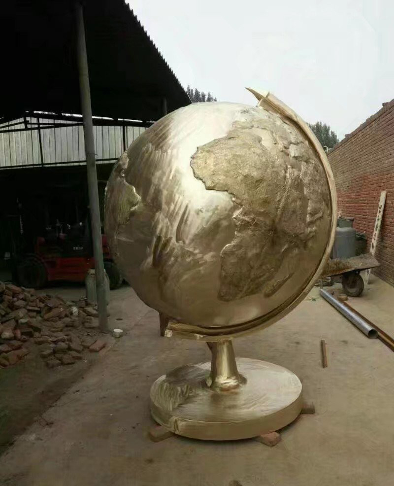 铜雕地球仪-铜雕地球仪校园景观雕塑高清图片