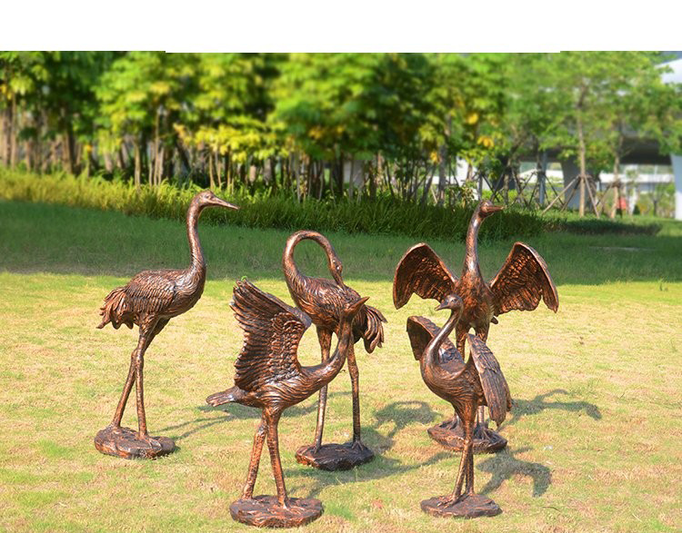 公园玻璃钢仿铜仙鹤-玻璃钢仿铜仙鹤公园动物雕塑高清图片