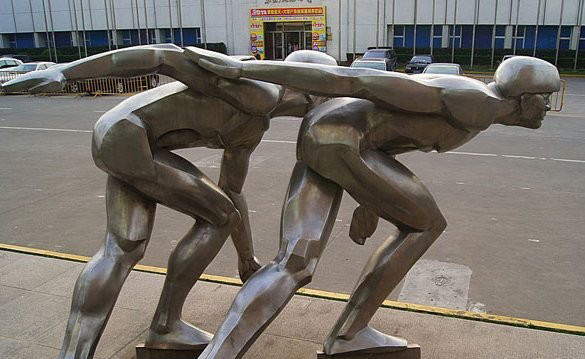 不锈钢滑冰人物雕塑 -不锈钢滑冰人物雕塑 公园抽象人物雕塑高清图片