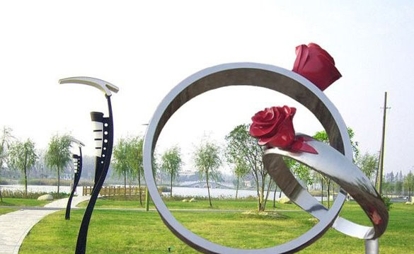 不锈钢玫瑰花戒指-不锈钢玫瑰花戒指 公园景观雕塑