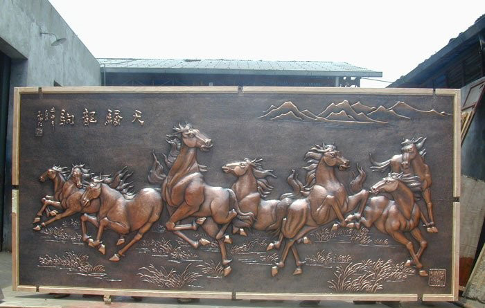 企业酒店八匹马铜浮雕-天骄龙驹八匹马铜浮雕