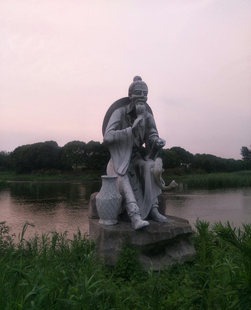 石雕姜太公钓鱼古代人物雕塑-姜太公钓鱼石雕高清图片