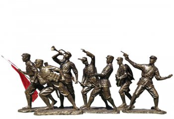 勇敢把握岁月，浪漫记录艰苦抗战——八路军纪念铜雕